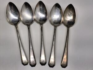 WILLIAM ROGERS MFG. ORIGINAL ROGERS, 5 SILVERPLATE SPOONS